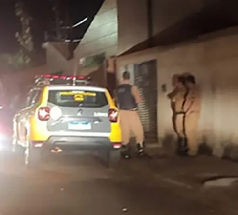 homem-e-preso-por-trafico-de-drogas-em-andira.jpg